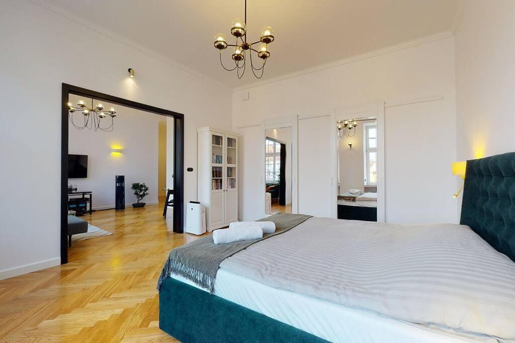 דירות ורוצלב Big Modern Apart - Market Square - Nice View - Next To Town Hall מראה חיצוני תמונה
